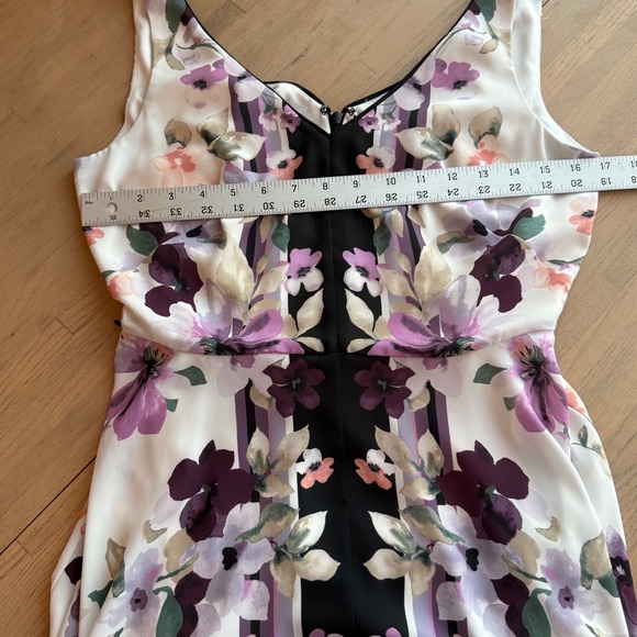 White House Black Market Floral Handkerchief Hem Midi Dress Purple White Size 4 - Picture 5 of 5